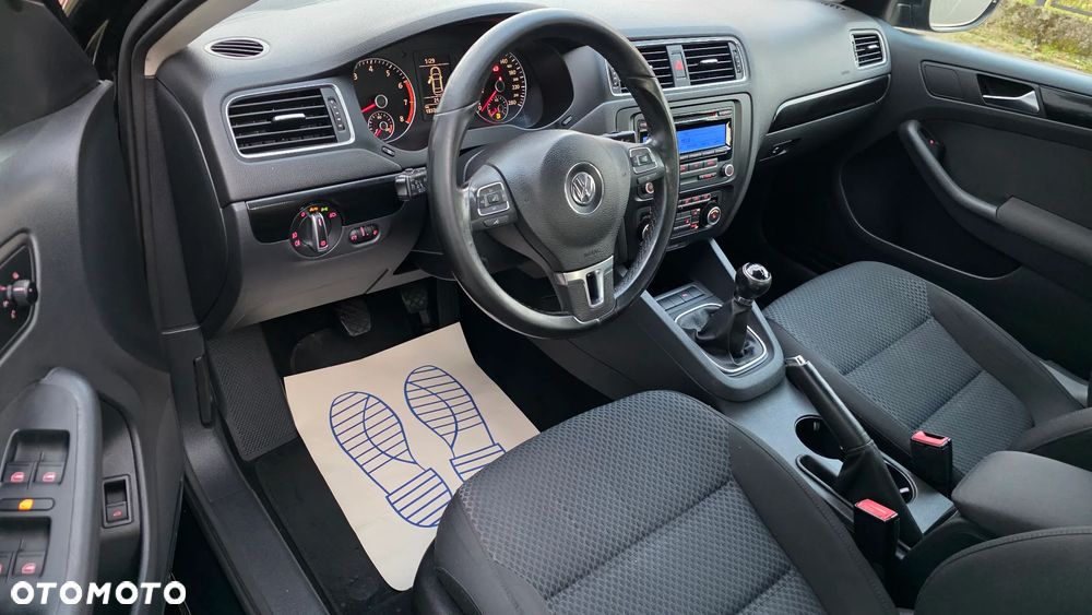 Volkswagen Jetta 1.2 TSI Comfortline Perfectline - 13