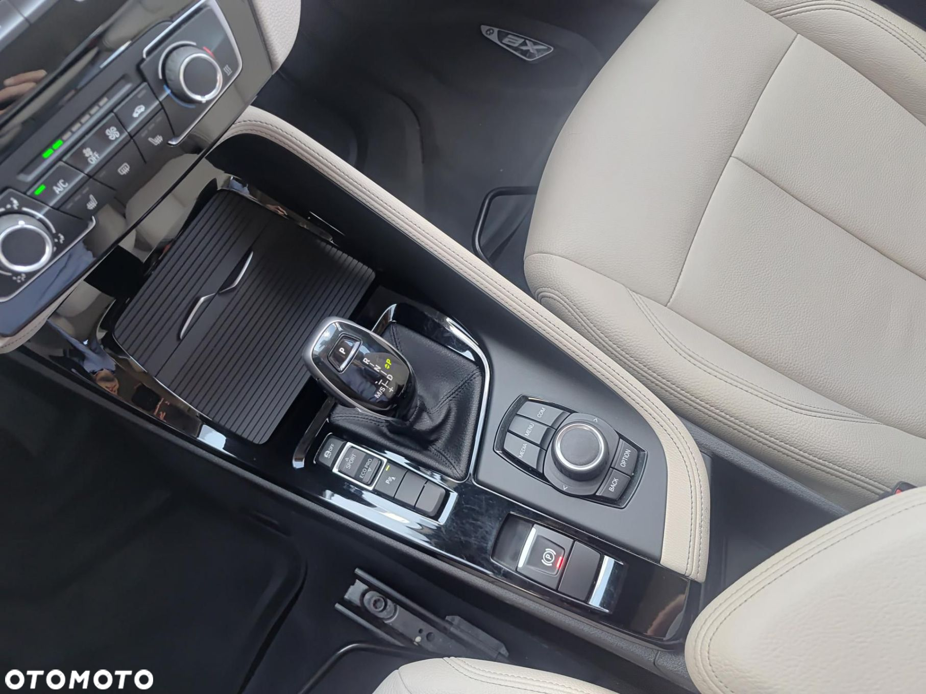 BMW X2 sDrive18i Advantage - 34