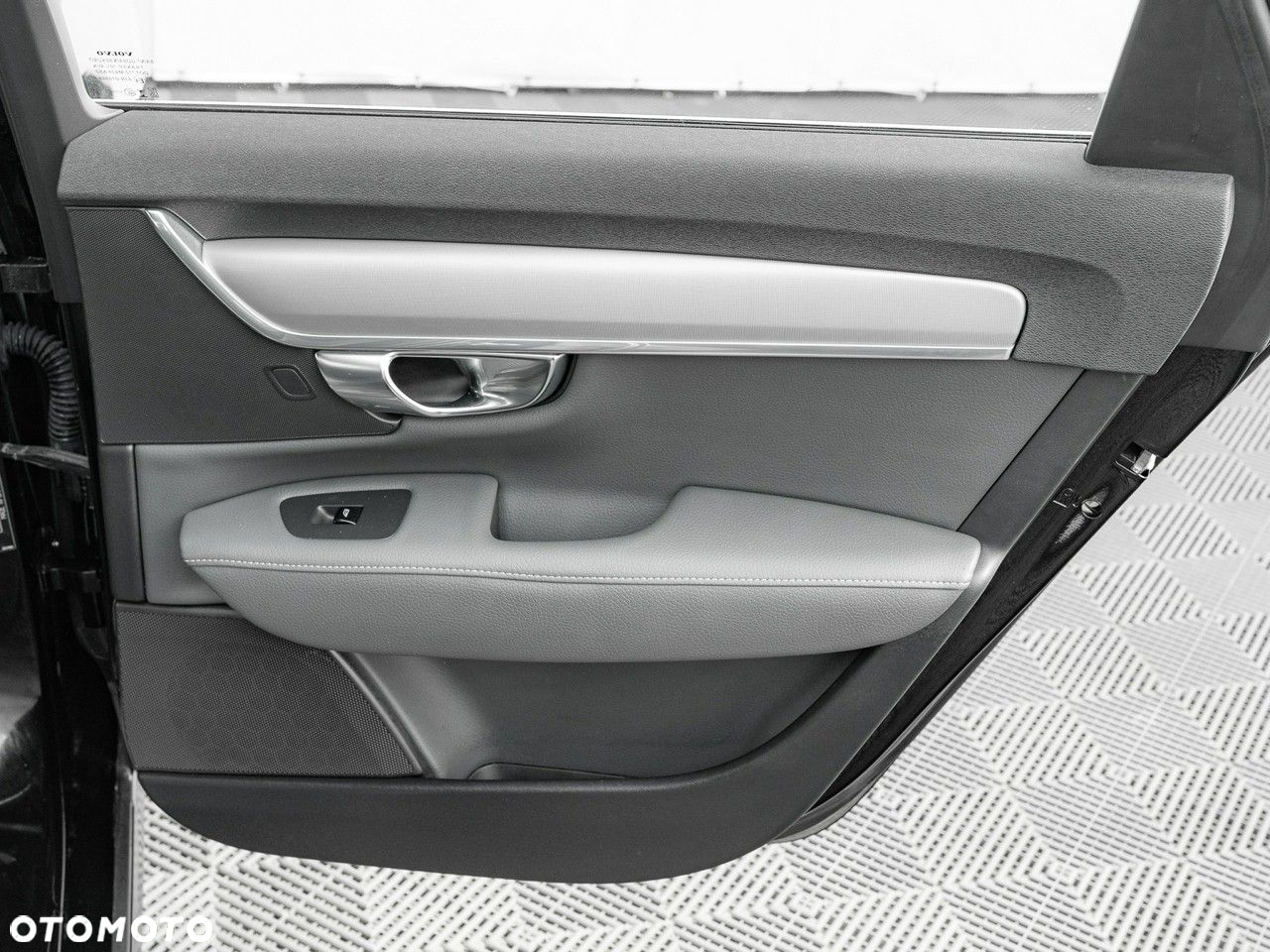 Volvo S90 D5 AWD Momentum - 30