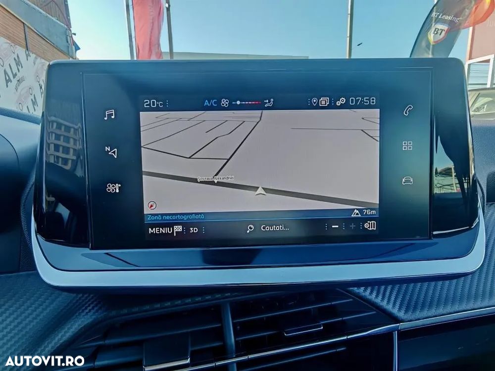 Peugeot 208 1.2L e-DCS6 MHEV Allure - 12