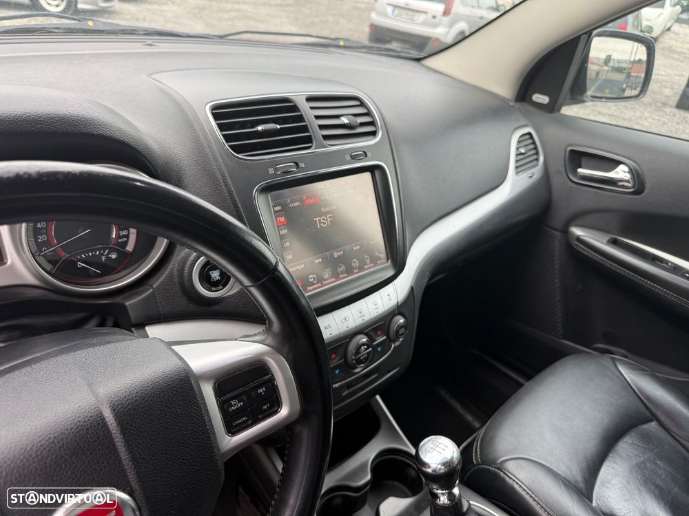 Fiat Freemont 2.0 M-Jet - 14