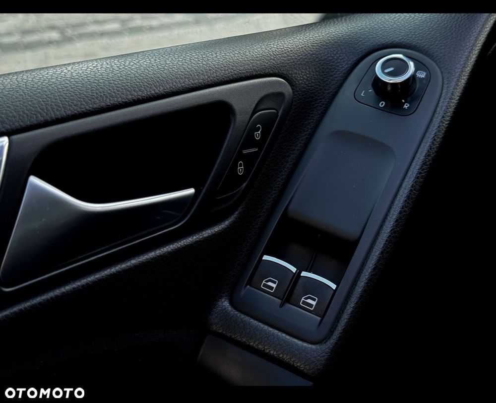 Volkswagen Golf 2.0 TSI GTI - 11