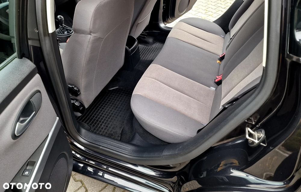 Seat Leon 1.6 TDI Style - 23