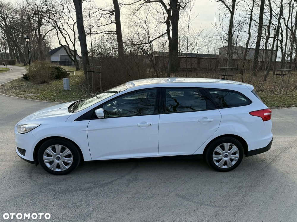 Ford Focus 1.5 TDCi SYNC Edition - 25