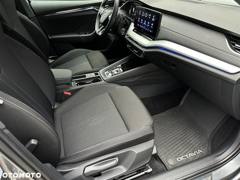 Skoda Octavia - 8