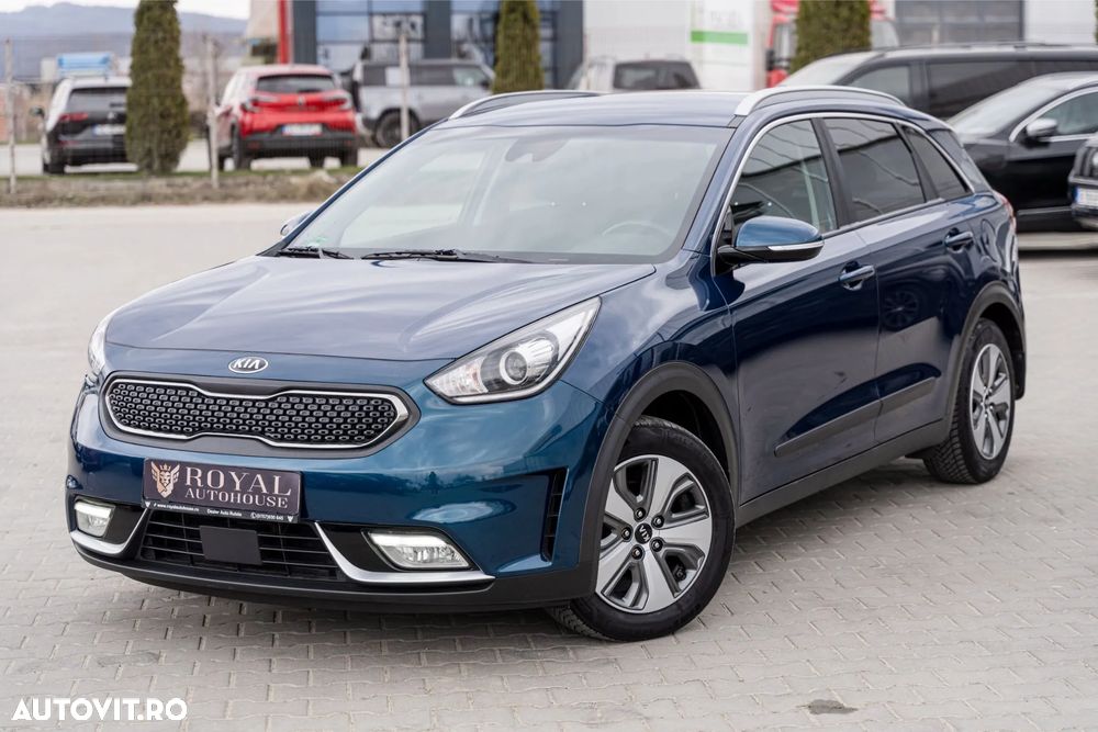 Kia Niro 1.6 GDI 2WD Aut. Spirit - 2