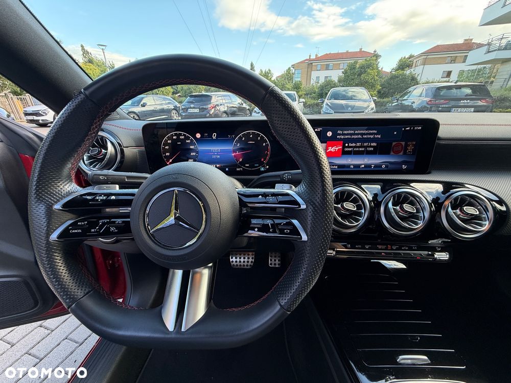 Mercedes-Benz CLA 200 AMG Line 7G-DCT - 18