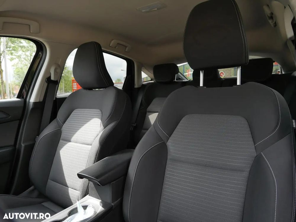 Renault Arkana E-TECH 145 Evolution - 9