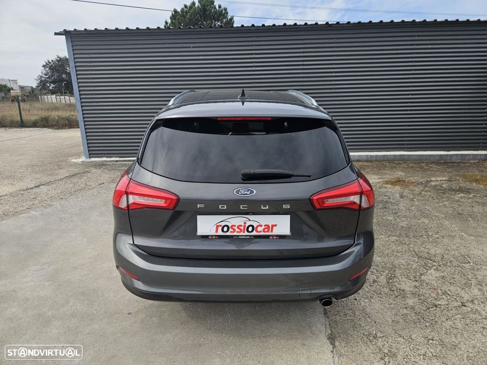 Ford Focus SW 1.0 EcoBoost Titanium - 12