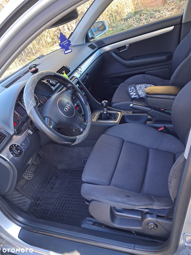 Audi A4 Avant - 2