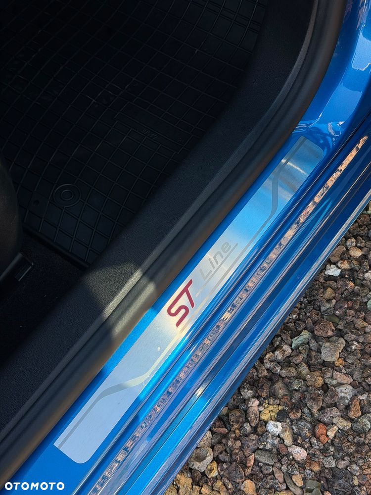 Ford Focus 2.0 EcoBlue ST-Line X - 30
