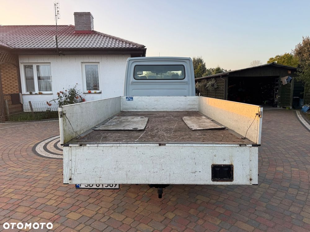 Volkswagen Crafter - 31