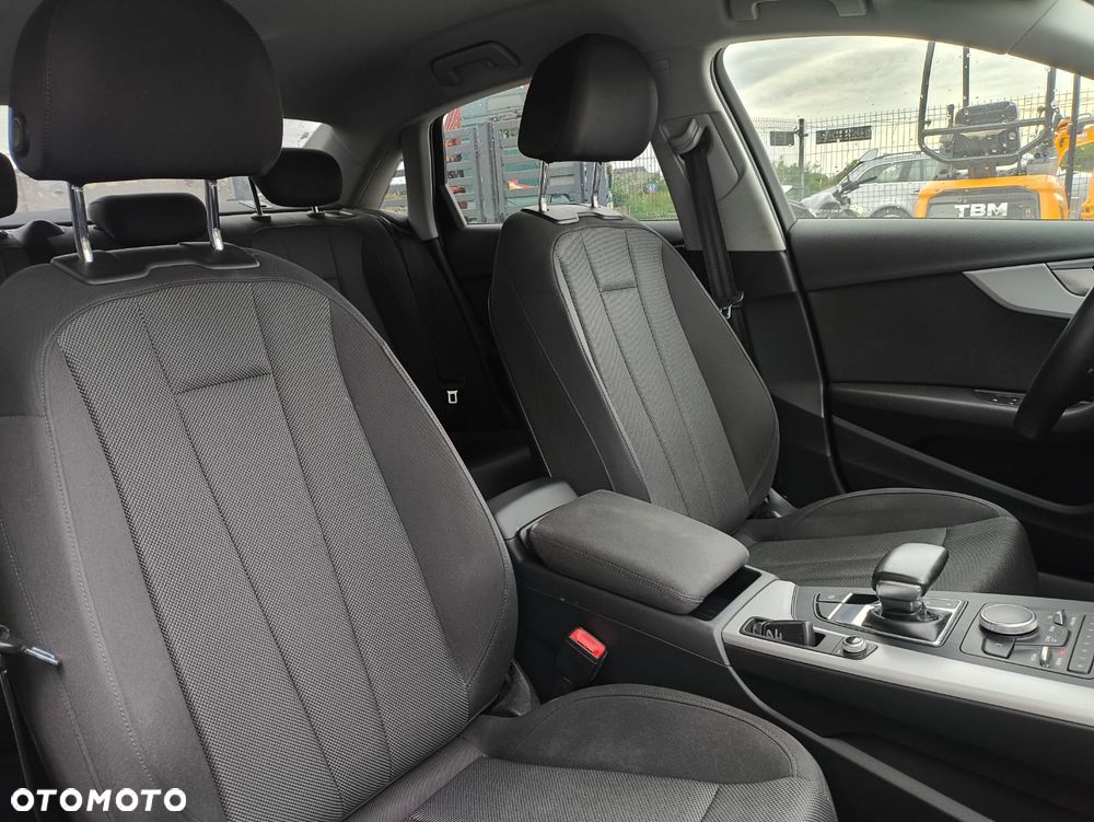 Audi A4 Limousine 35 TDI S tronic design - 18