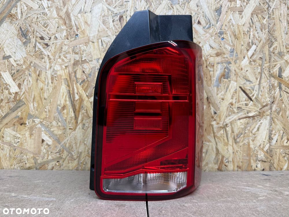 LAMPA TYŁ PRAWA VOLKSWAGEN MULTIVAN T6.1 7LA945096L