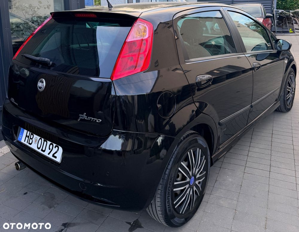 Fiat Punto 1.4 16V Dynamic - 7