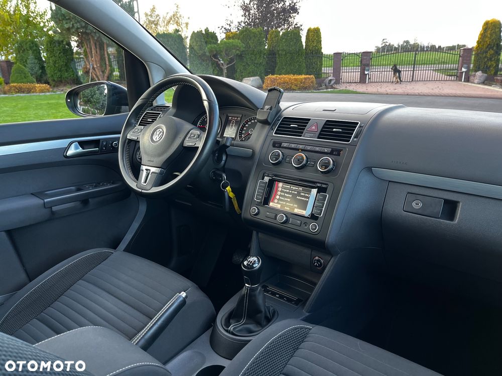 Volkswagen Touran 1.6 TDI DPF BlueMotion Technology Cup - 39