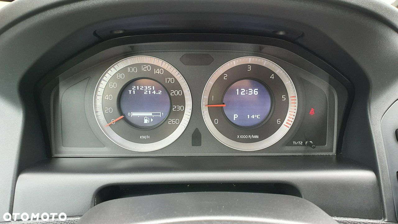 Volvo XC 60 - 18