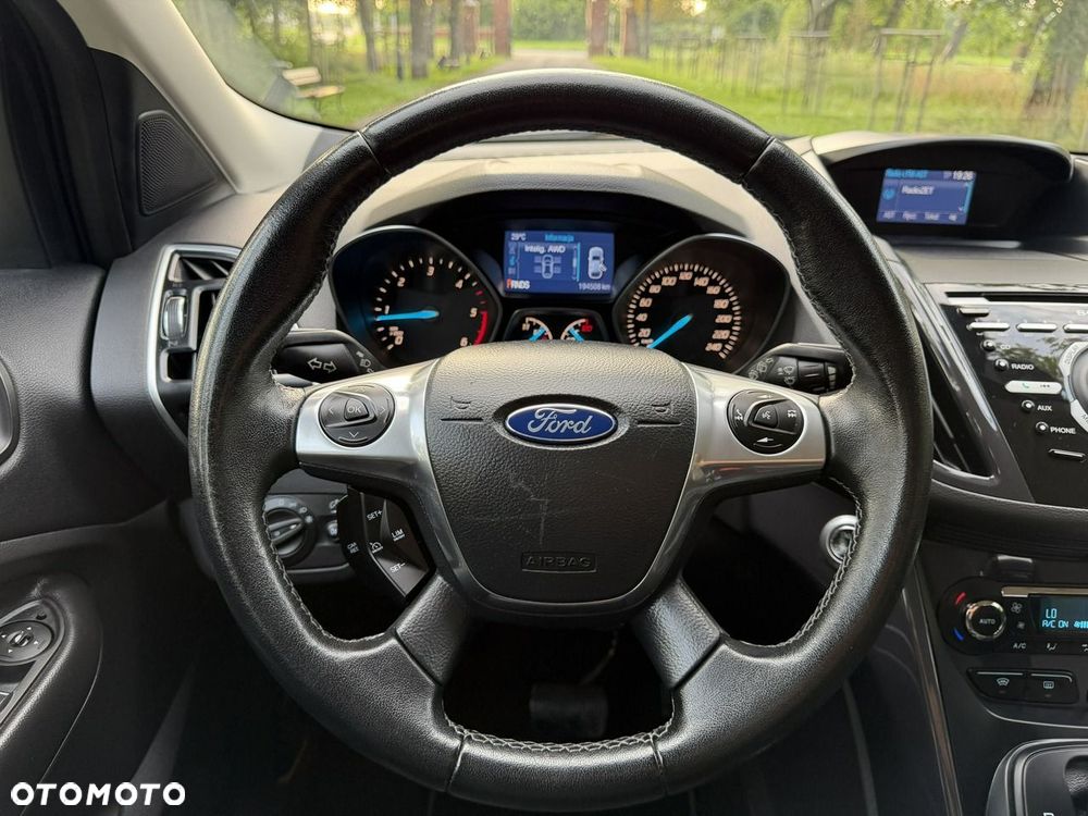 Ford Kuga - 38