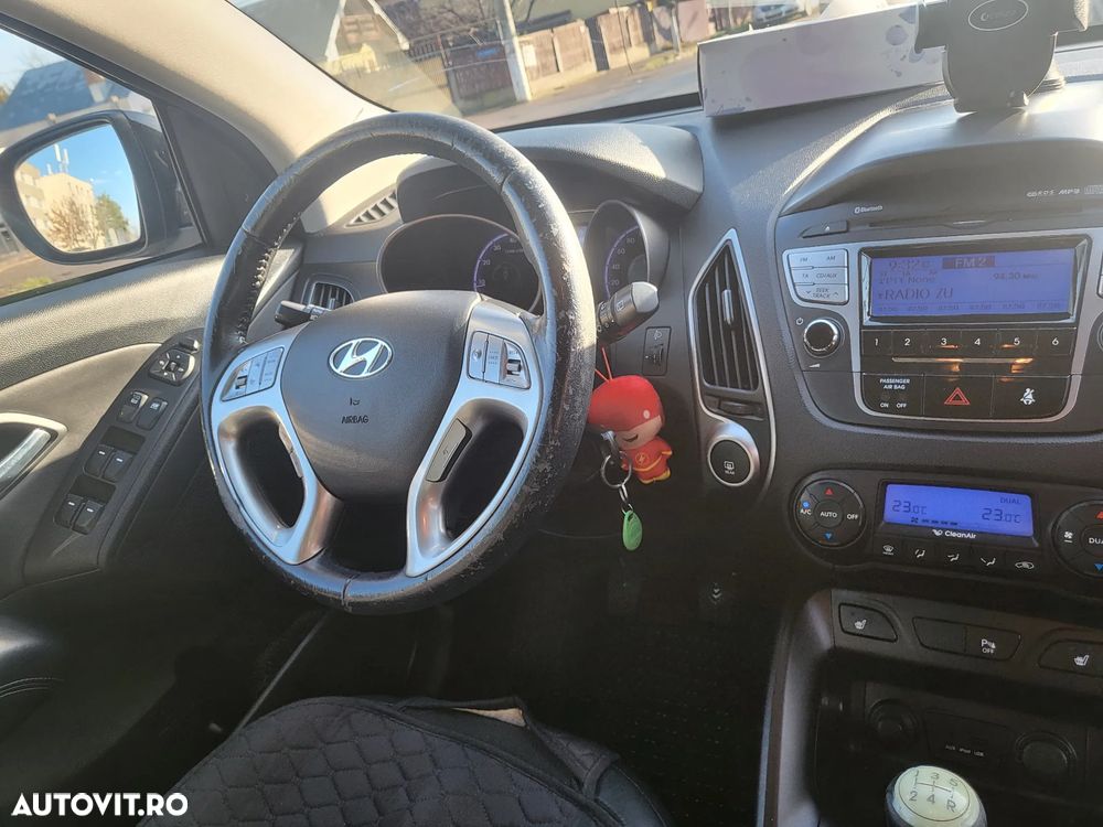Hyundai ix35 2.0 MPI 4WD GLS Premium+ - 9