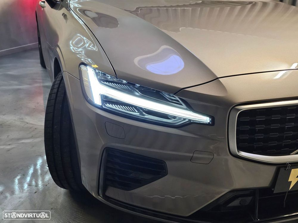 Volvo V60 2.0 T8 AWD TE R-Design - 30