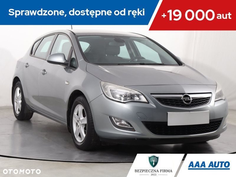 Opel Astra - 1