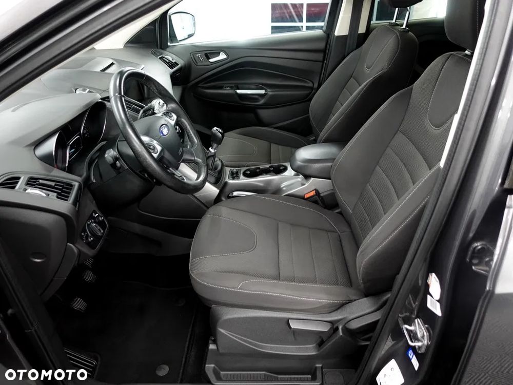 Ford Kuga 2.0 TDCi FWD Titanium - 8