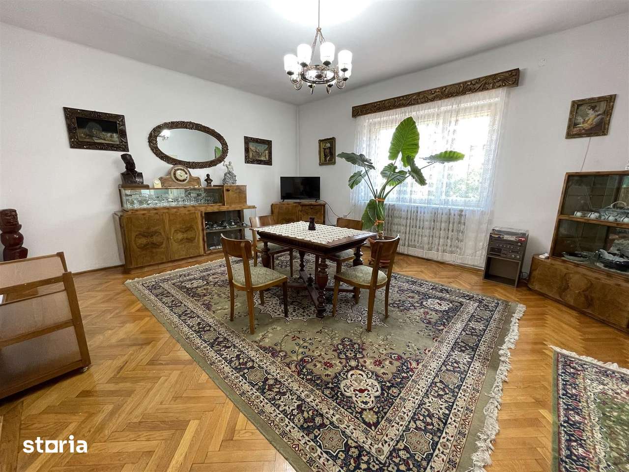 Apartament la casa cu spatiu comercial si garaj - zona Bd. Victoriei — fotografia 3
