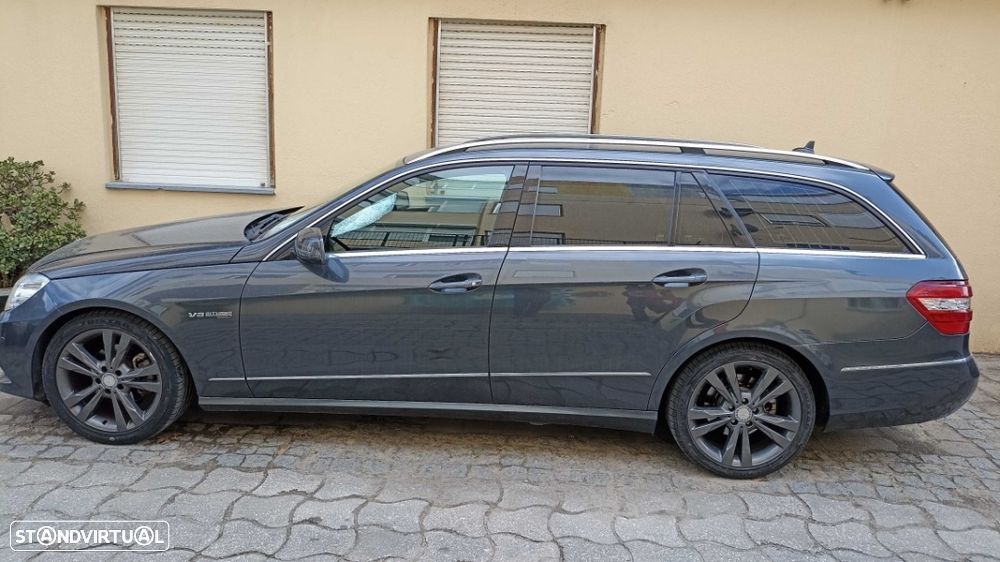 Mercedes-Benz E 220 CDI DPF BlueEFFICIENCY Auto Avantgarde - 15