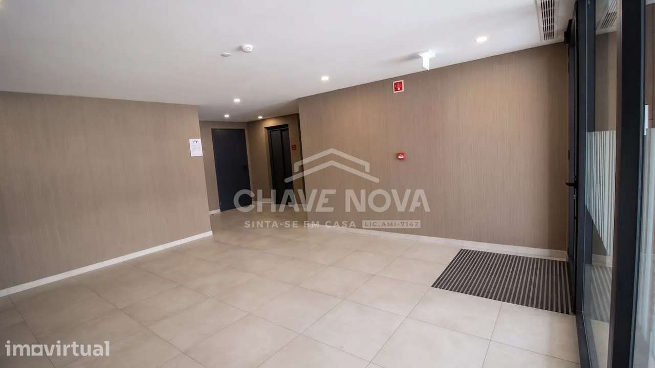 T2 Como Novo - c/ terraço 40 m2 LINHA RUBI  CO - Grande imagem: 5/16