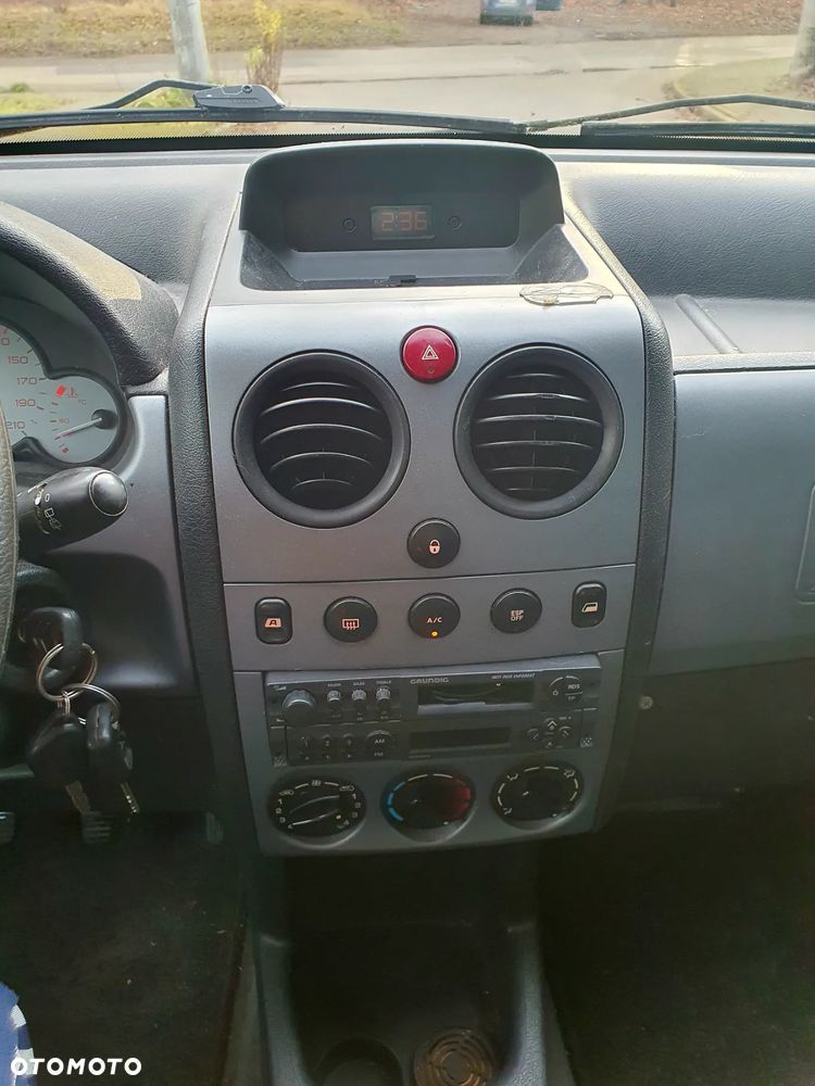 Peugeot Partner Kombi 110 Premium - 13