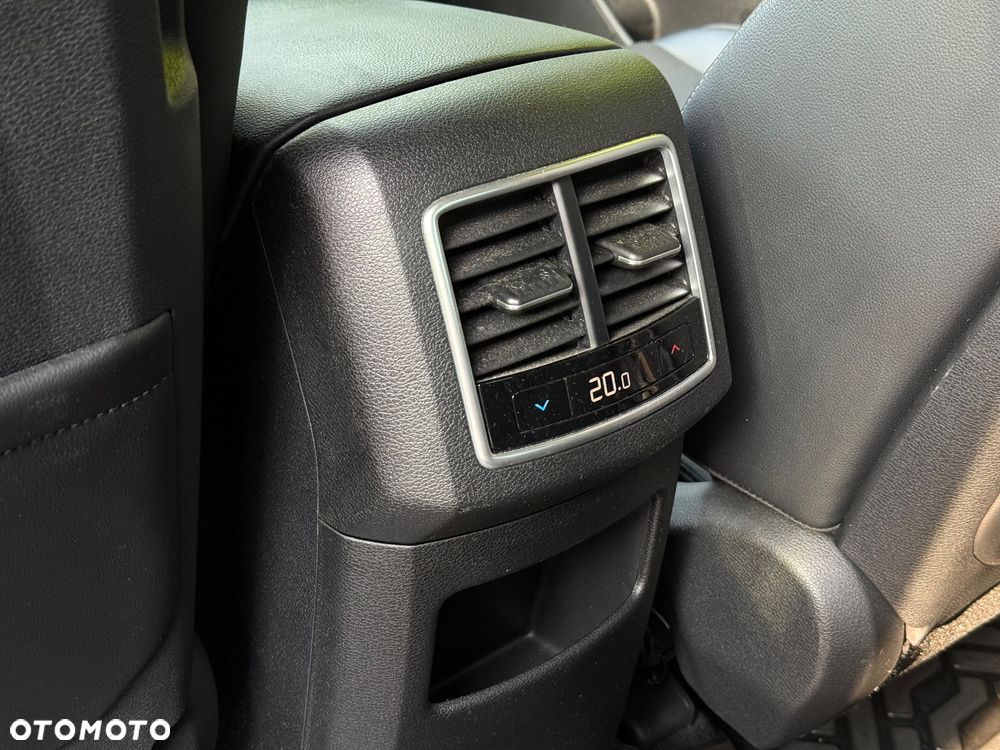 Kia Sportage - 16