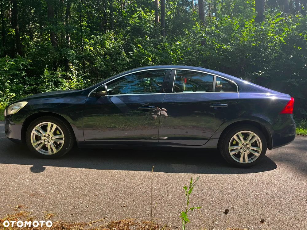 Volvo S60 D3 Summum - 3