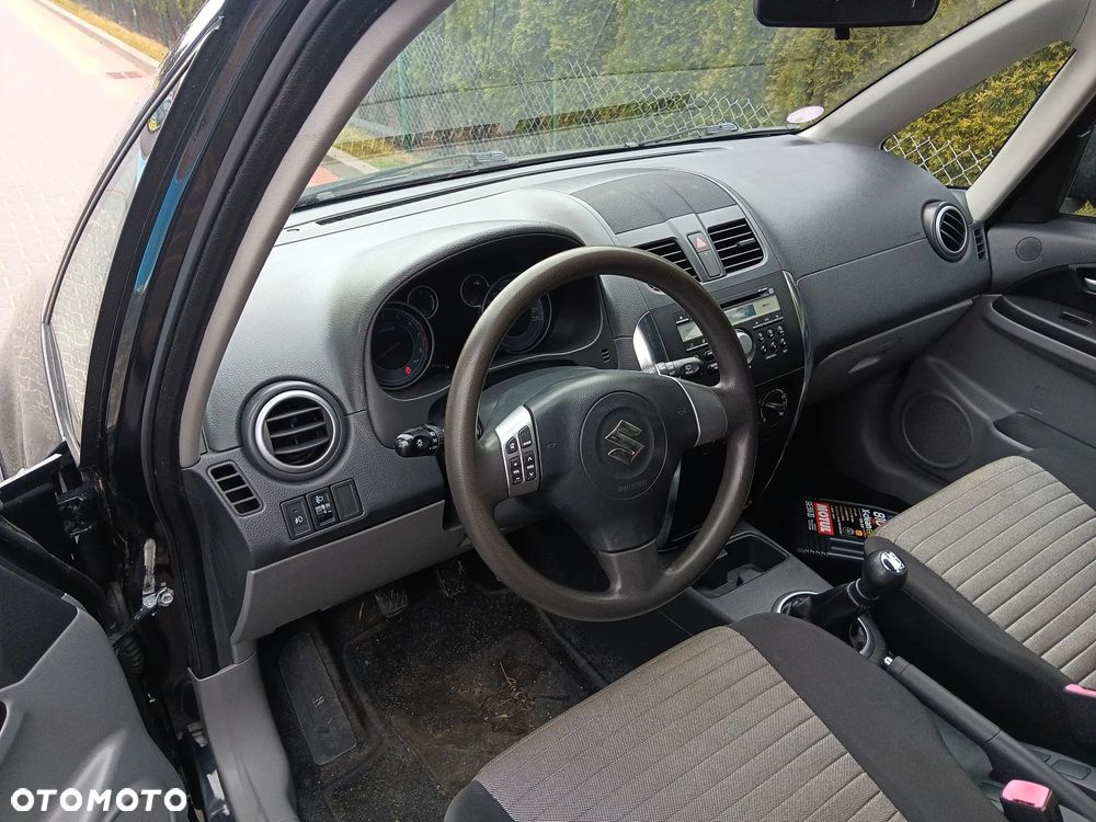 Suzuki SX4 - 13