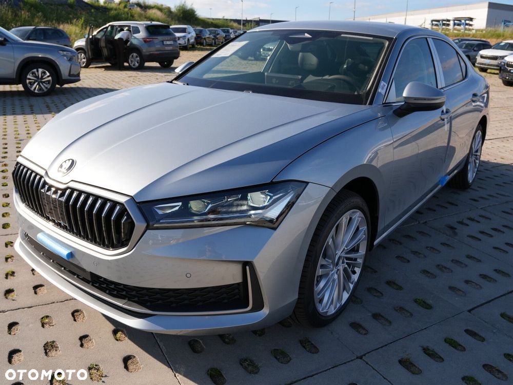 Skoda Superb 2.0 TDI SCR 4x4 L&K DSG - 8