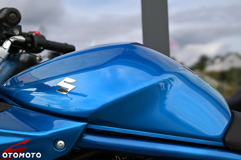 Suzuki Bandit - 12