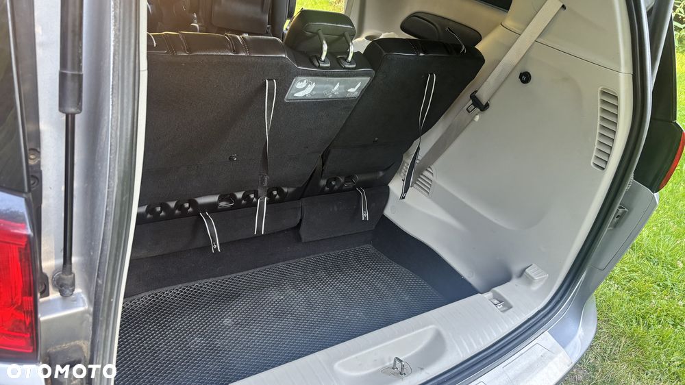 Chrysler Pacifica - 25