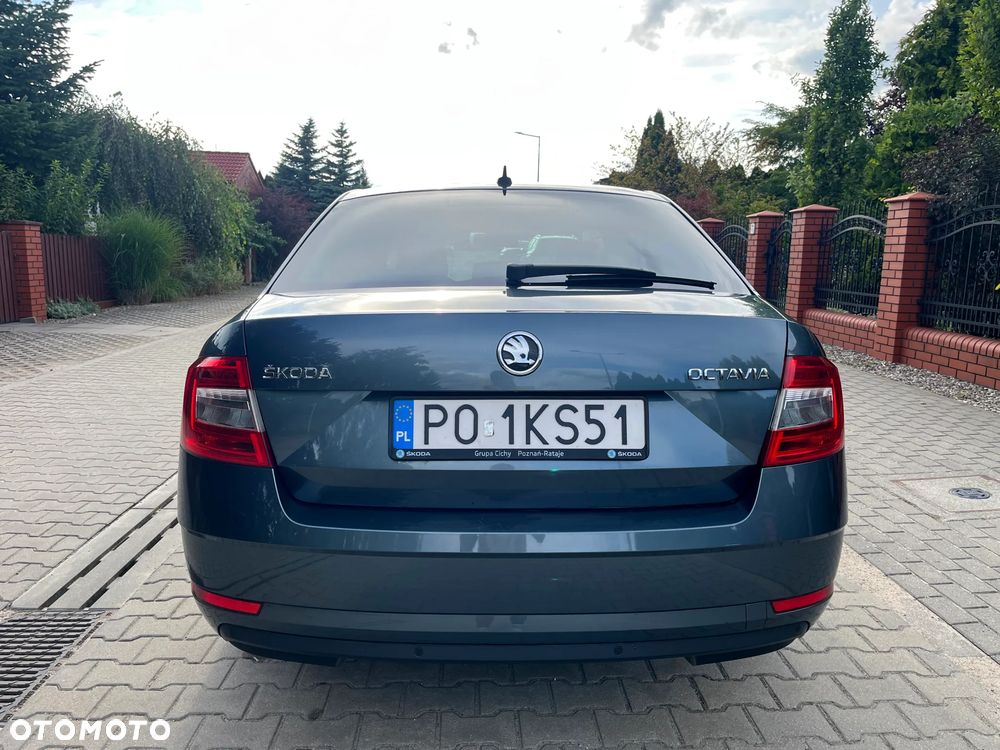 Skoda Octavia 2.0 TDI SCR Ambition DSG - 6