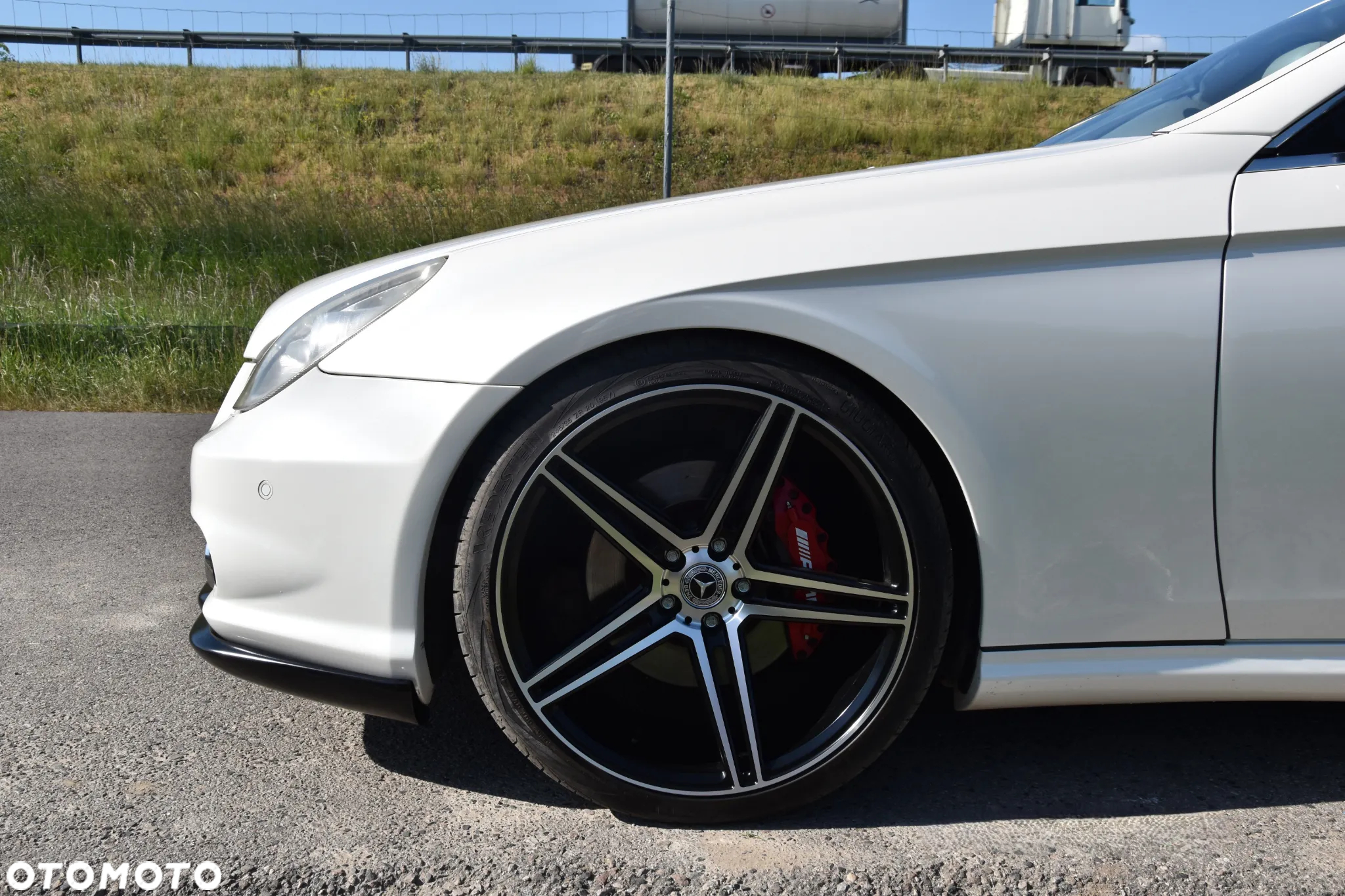 Mercedes-Benz CLS - 9