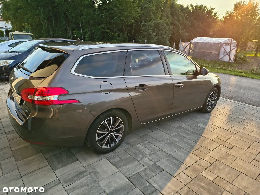 Peugeot 308 BlueHDi 150 Automatik Stop & Start Allure - 10