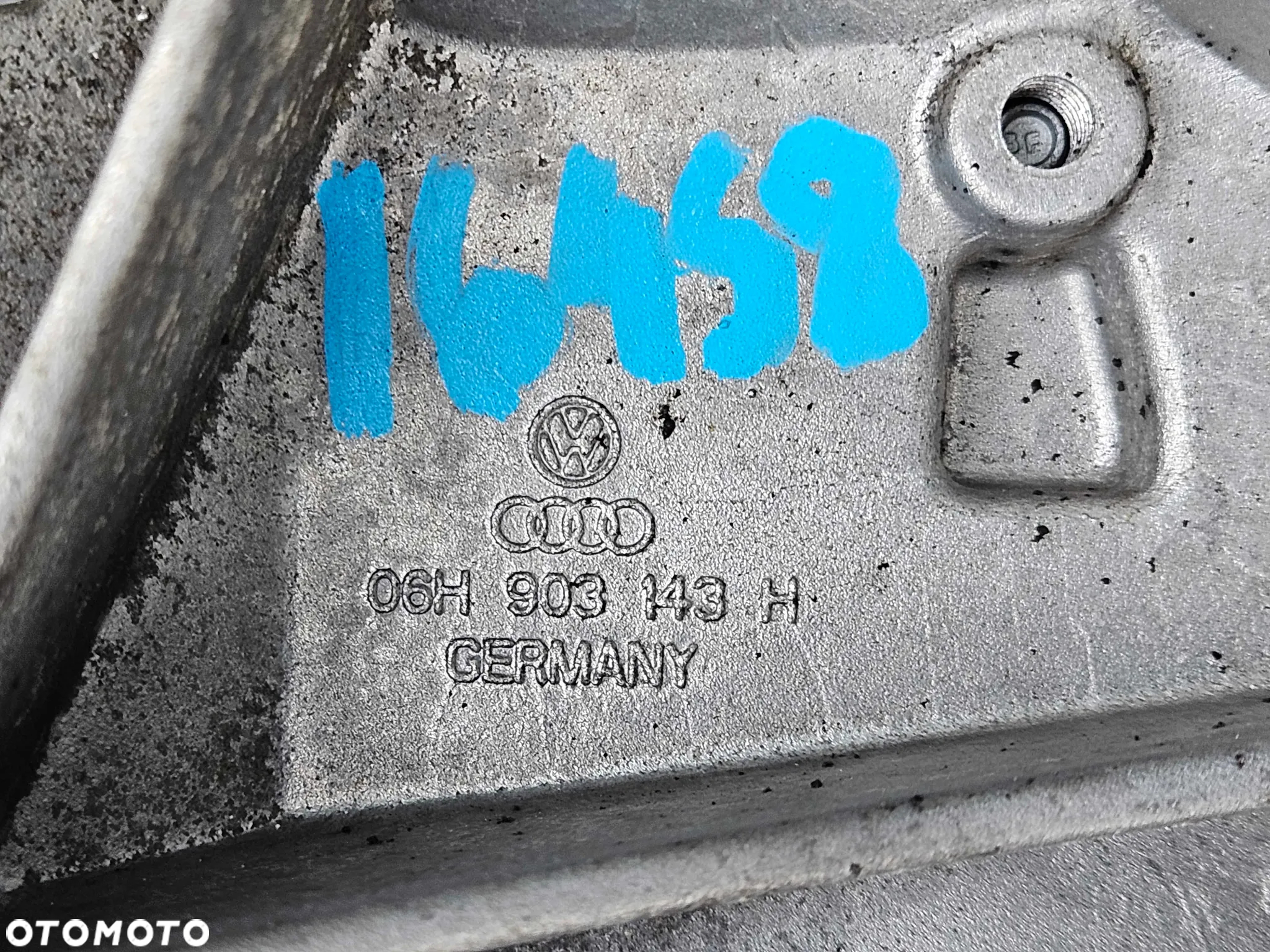 Podstawa 06H903143H 06J117021J Filtra Oleju Chlodniczka Lapa Wspornik Alternatora 1.8 2.0 TFSI AUDI A4 B8 A5 A3 VW - 21