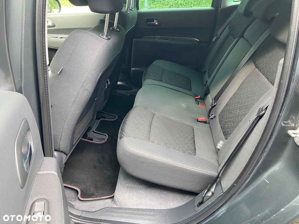 Peugeot 3008 1.6 BlueHDi Style S&S - 18