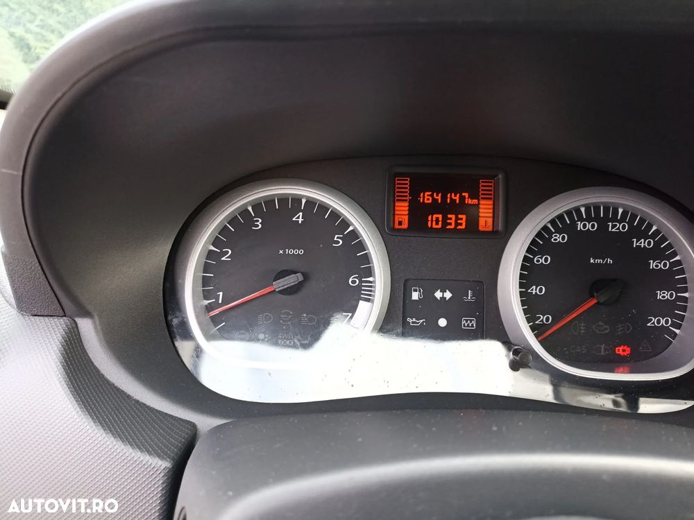 Dacia Duster 1.6 16V 105 4x2 Prestige - 8