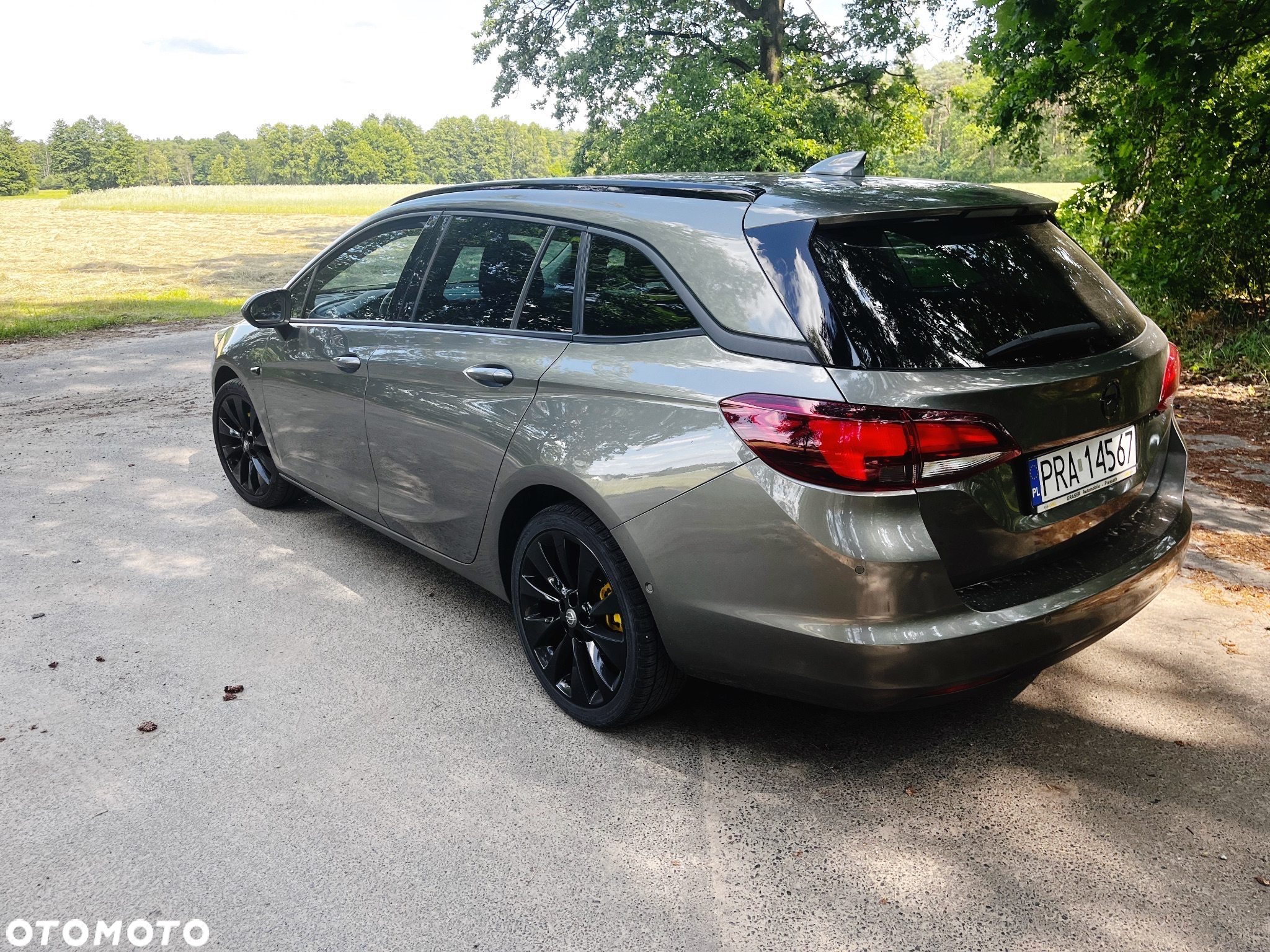 Opel Astra IV 1.6 CDTI Sport - 16