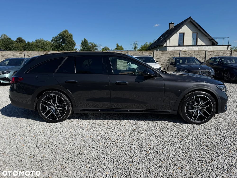 Mercedes-Benz Klasa E 300 de PHEV 4-Matic Avantgarde 9G-Tronic - 19