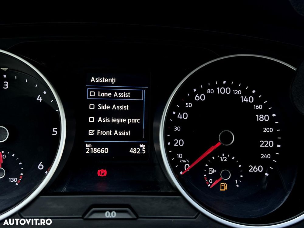 Volkswagen Tiguan - 22
