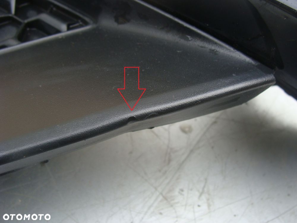 AUDI A1 S-LINE KRATKA LEWA ZDERZAKA 82A807681D - 3