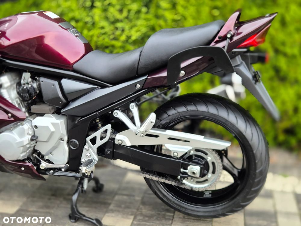 Suzuki Bandit - 22