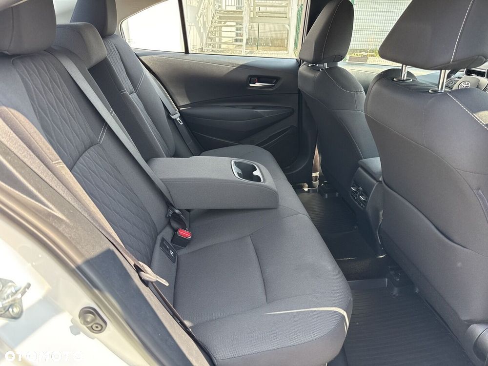 Toyota Corolla 1.8 Hybrid Comfort - 8