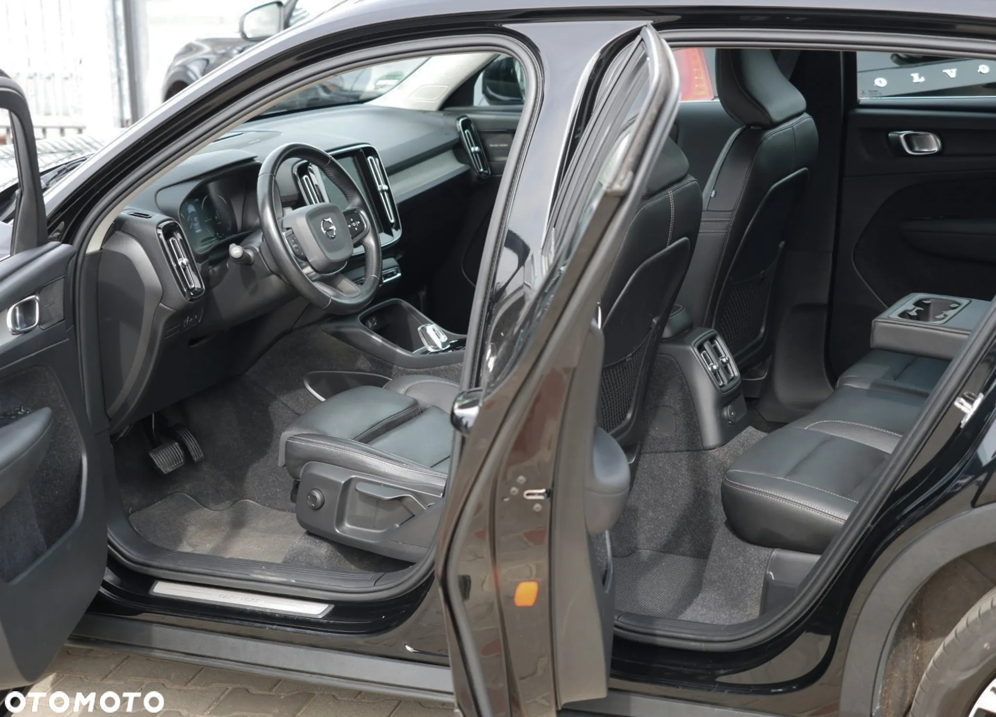 Volvo XC 40 T5 Plug-In Hybrid Inscription - 16