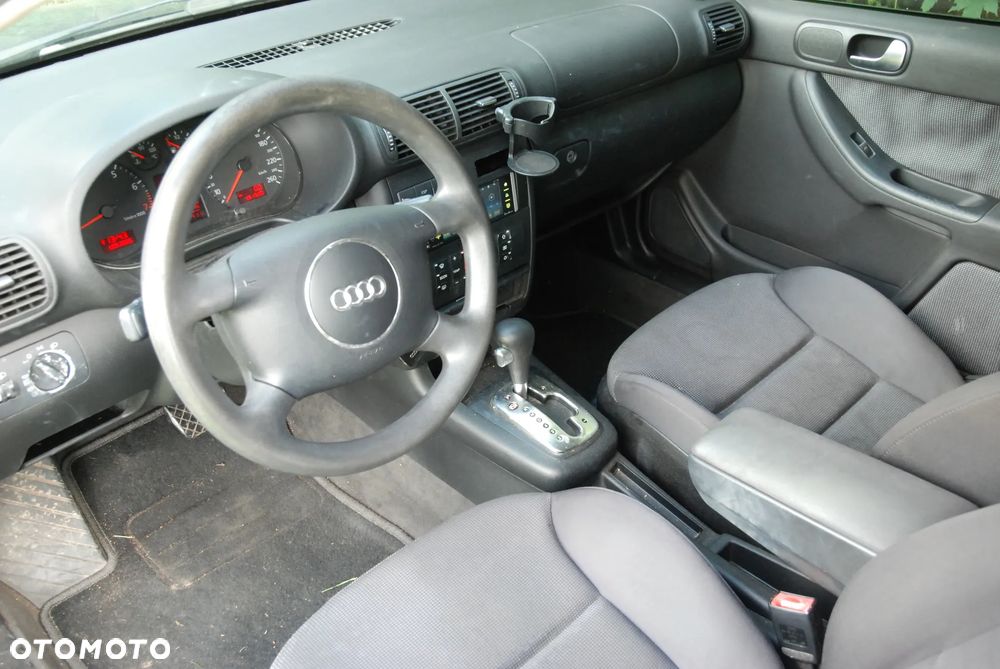 Audi A3 3-drzwiowe - 7